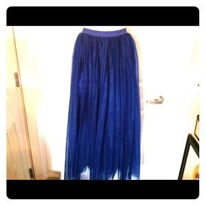 Ladies formal floor length skirt